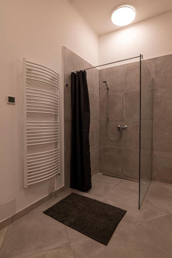 Flataid Apartment Jakob-Redtenbacher-Gasse I Graz Kültér fotó